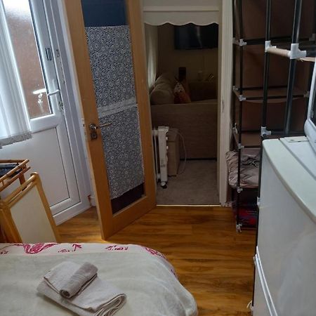 Larchmont Stay Side En Suite With Small Double Bed 레스터 외부 사진