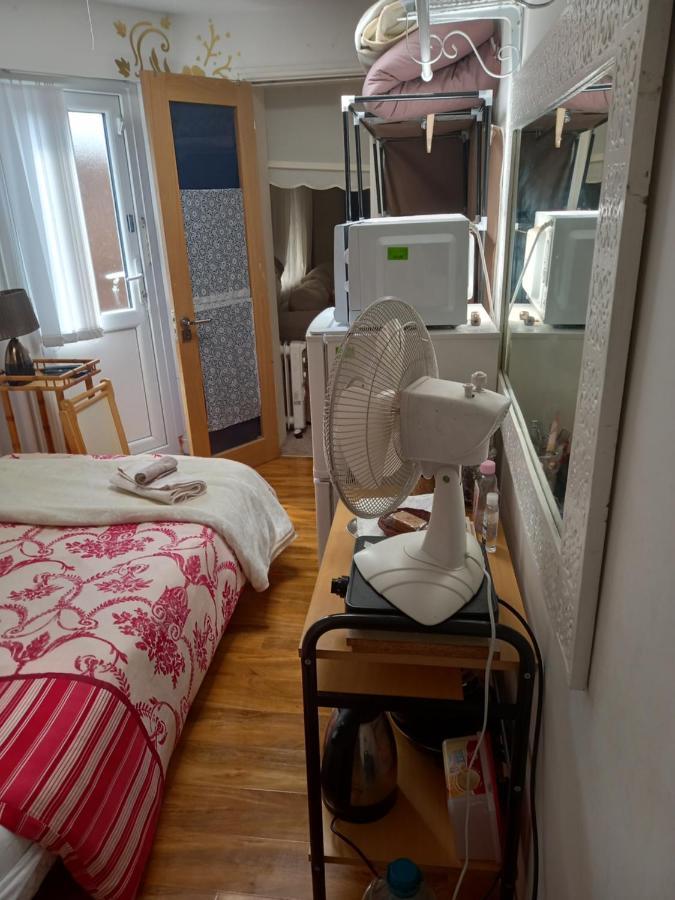 Larchmont Stay Side En Suite With Small Double Bed 레스터 외부 사진