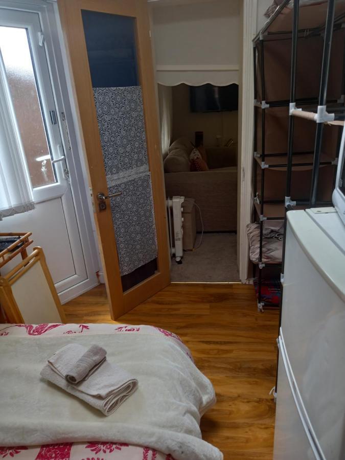 Larchmont Stay Side En Suite With Small Double Bed 레스터 외부 사진